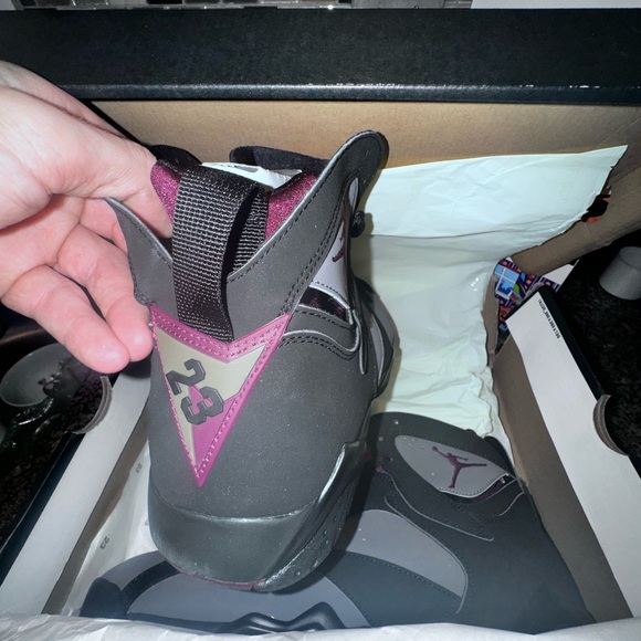 Size 12 DS Air Jordan Bordeaux (2015) - Picture 2 of 7